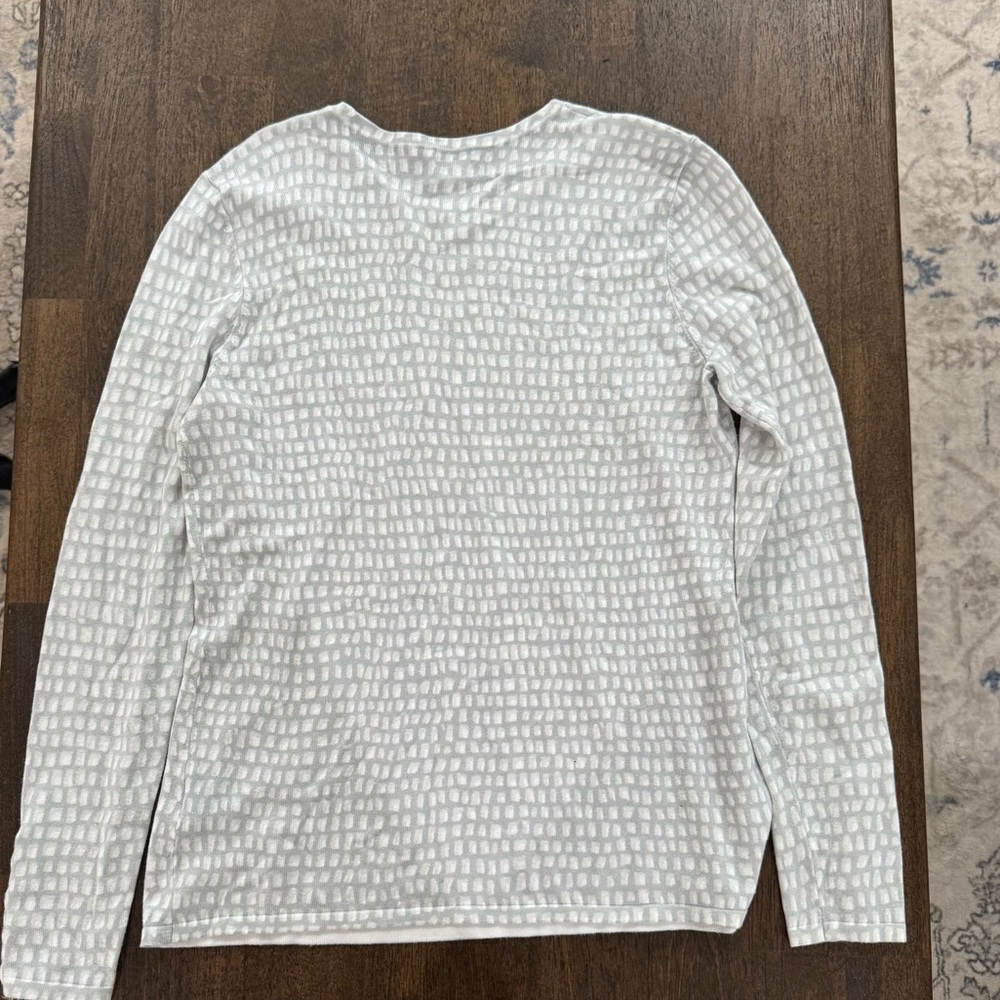 J. McLaughlin Gray Pattern Long Sleeve‎ Top — Size S - Picture 5 of 6